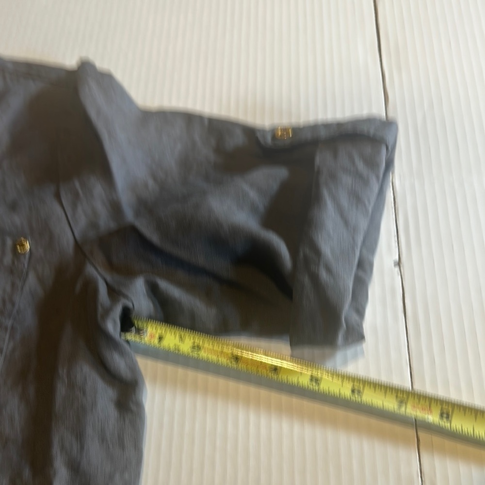 Ellen Tracy linen grey gold Boxy Blouse with Cuffed Sleeves and round Collar - Picture 6 of 10